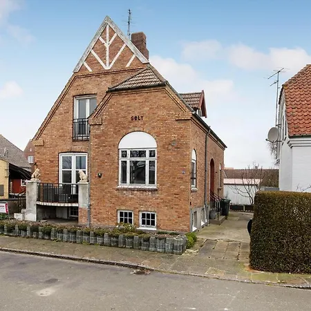 Beautiful In With Wifi Holiday home *